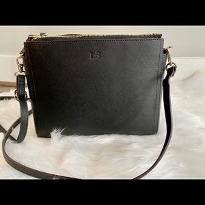 Lo & Sons The Pearl Crossbody Bag Saffiano Black